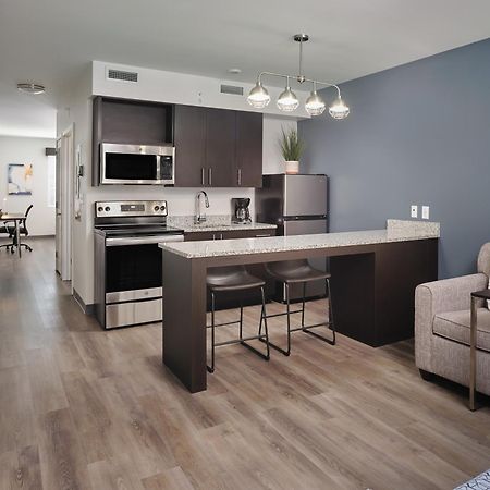 Stayapt Suites Норт-Литл-Рок Экстерьер фото